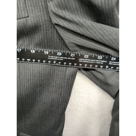 BCBG Attitude Men's Suit Coat Size 40 R 100% Wool Dark‎ Gray Pin-Stripes EUC - Picture 14 of 16